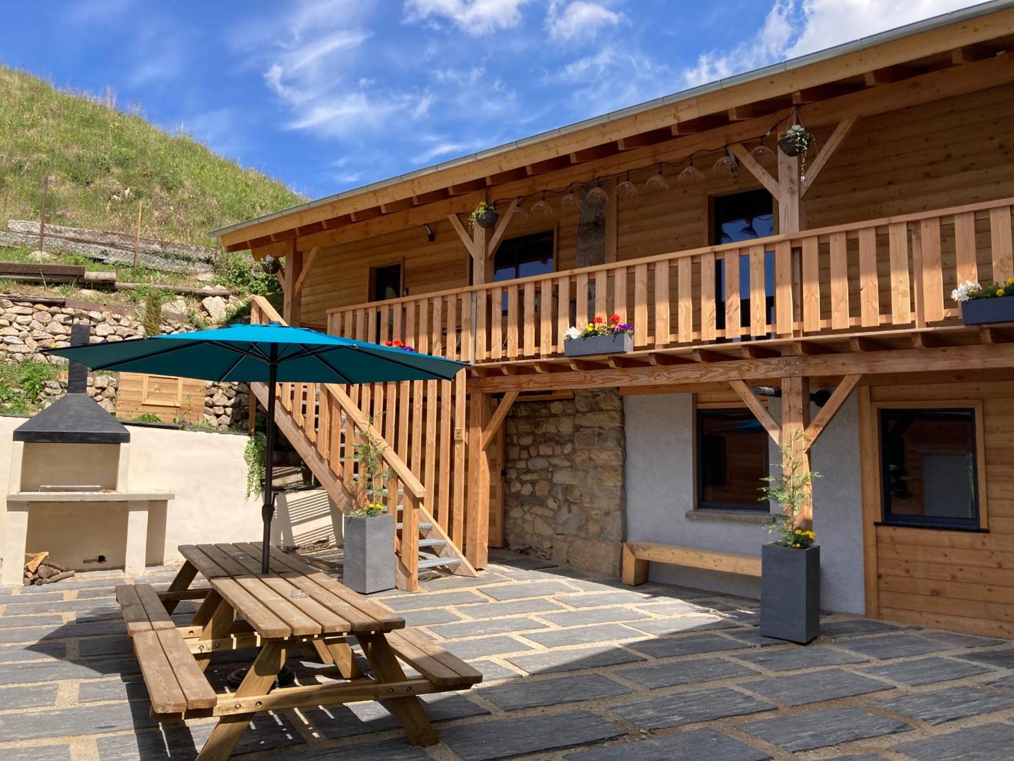 Maison Canelle Le Clos Des Ours Matemale Luaran gambar